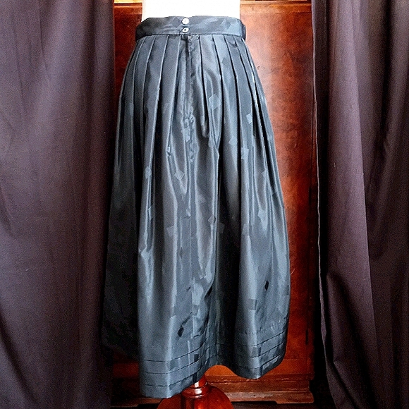 80's Liz Claiborne party skirt - Picture 14 of 16